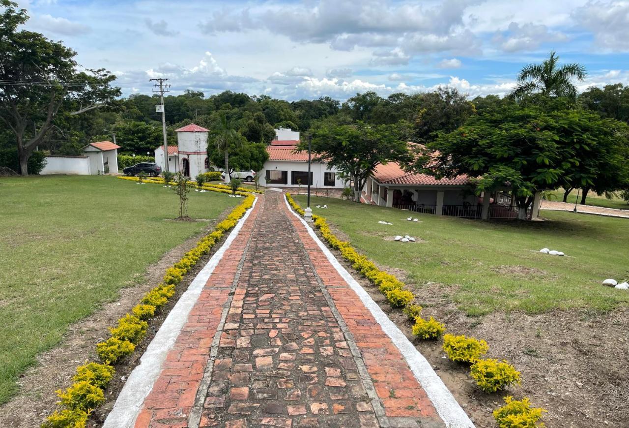 توكايما Hacienda Hotel Boutique Campestre Las Palomas المظهر الخارجي الصورة